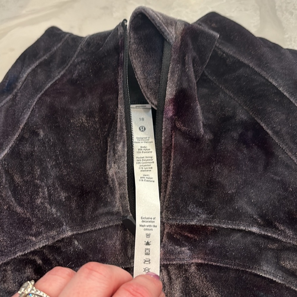 New without tags velvet lululemon zip up - Picture 3 of 7